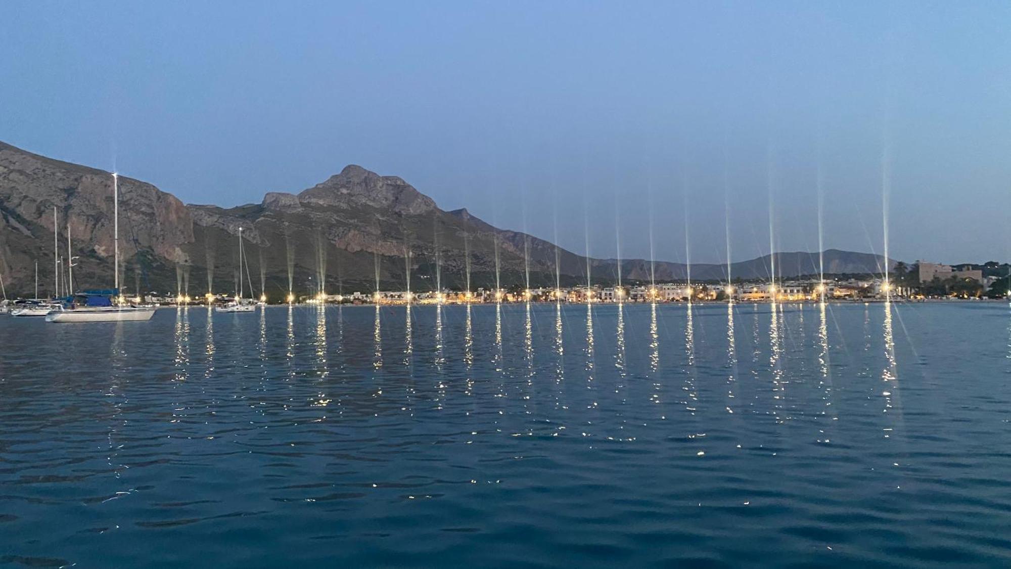 Апартаменты La Terrazza Del Capo Сан-Вито-Ло-Капо Экстерьер фото