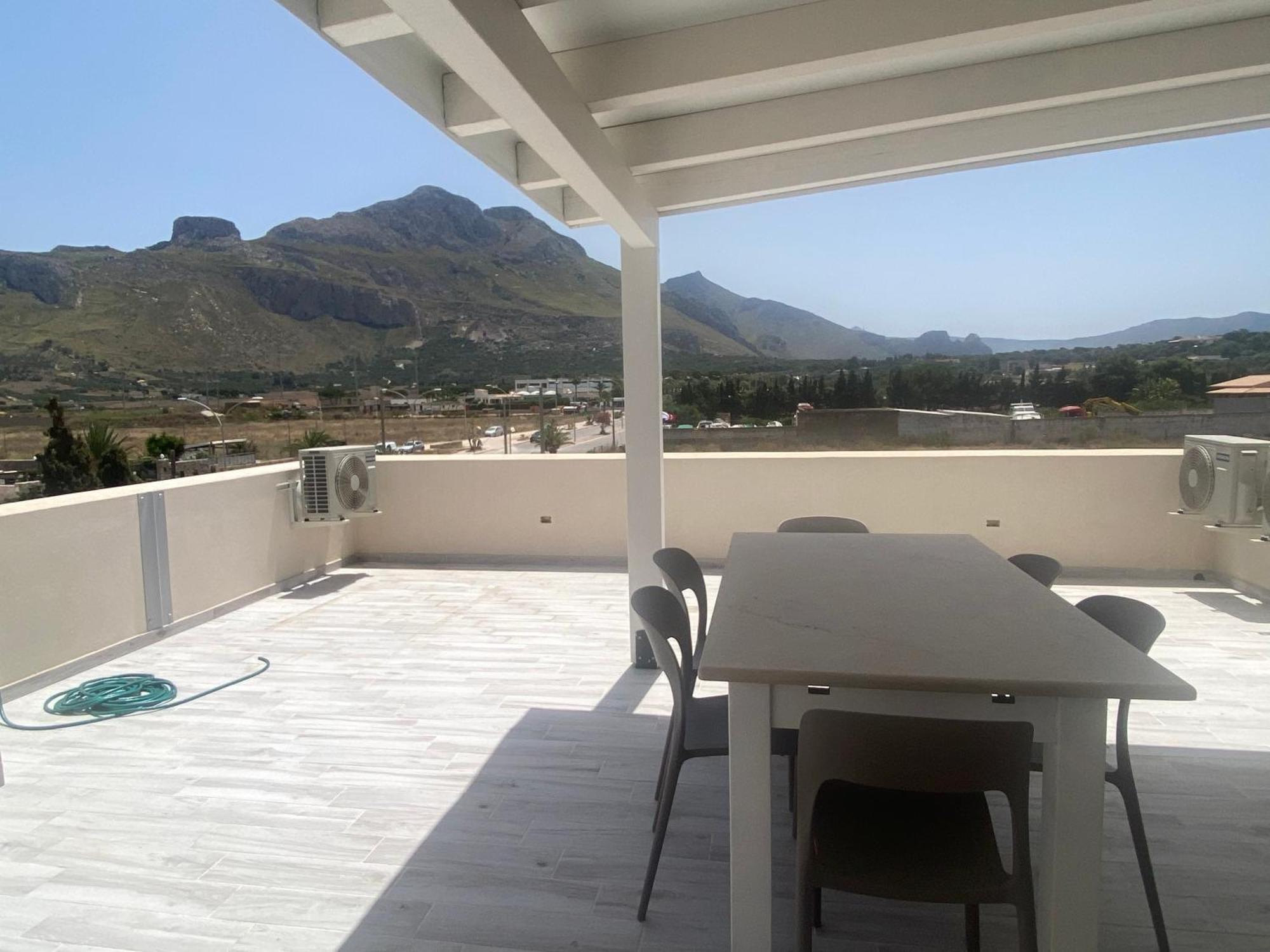 Апартаменты La Terrazza Del Capo Сан-Вито-Ло-Капо Экстерьер фото